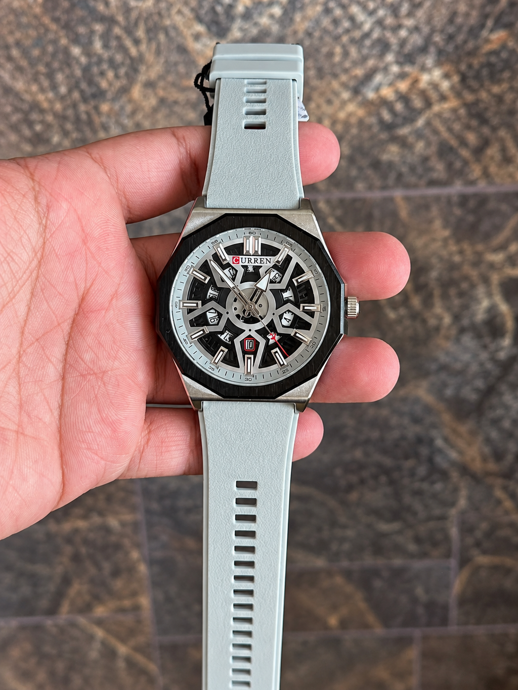 Reloj Curren 8437 – Gris Titanio