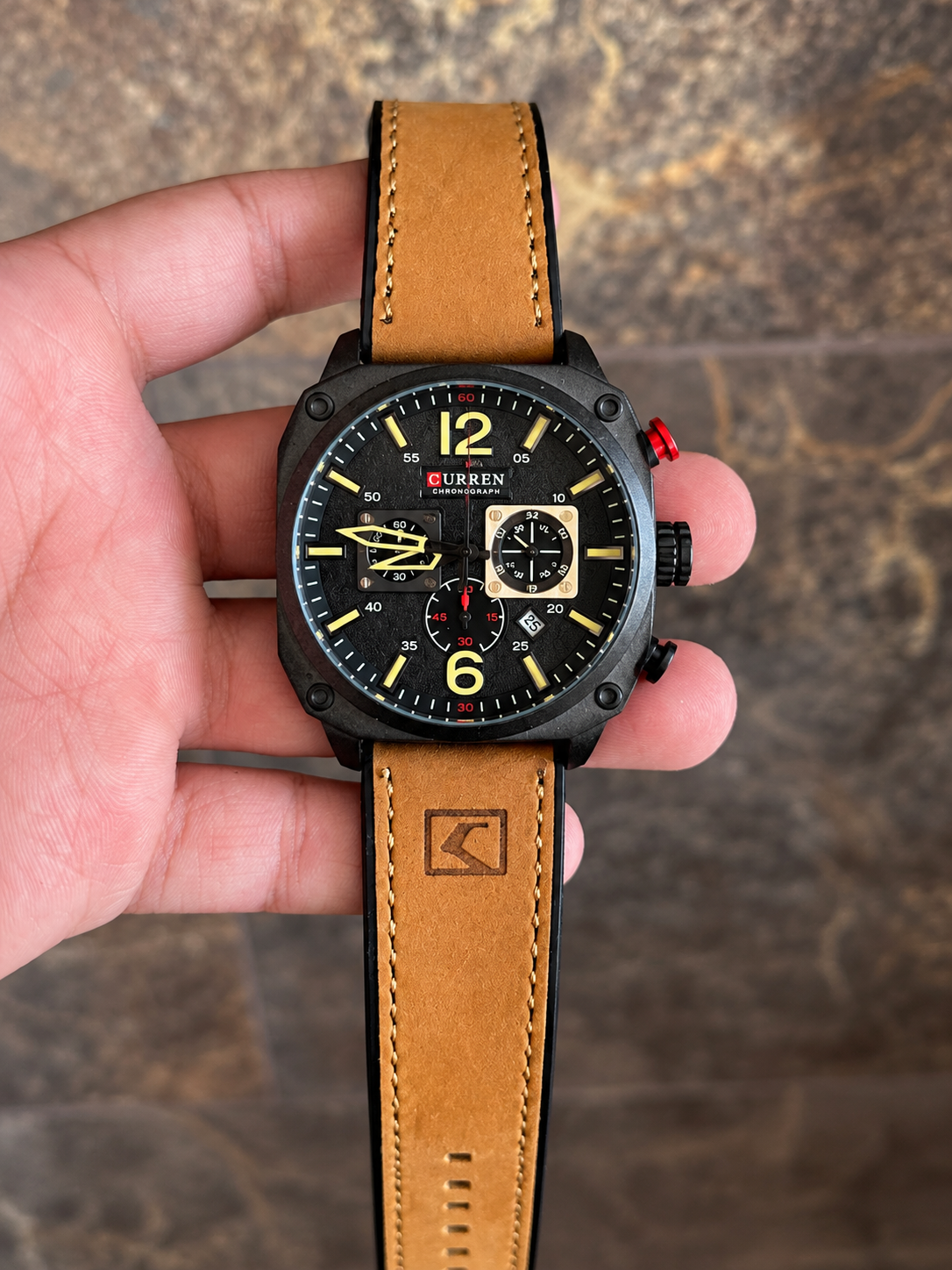 Reloj Curren 8398 – Arena Negra
